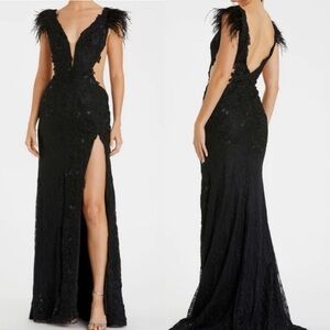 Mac Duggal Feather Trim Floral Cutout Black Lace Gown Women’s Size 14 NWOT